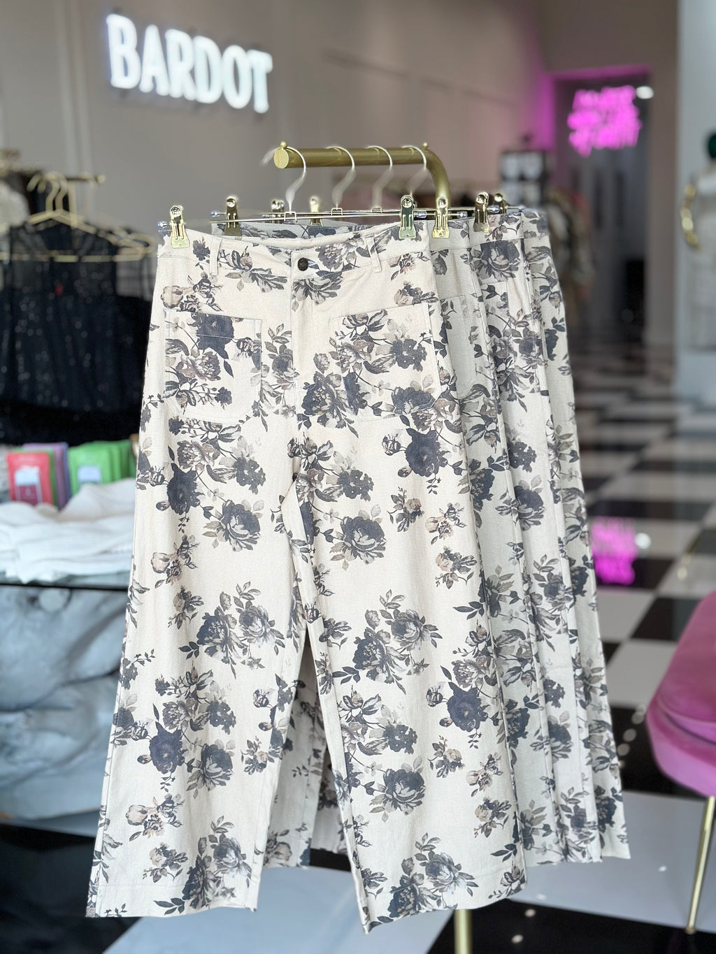 Arlenne flower pants-FINAL SALE