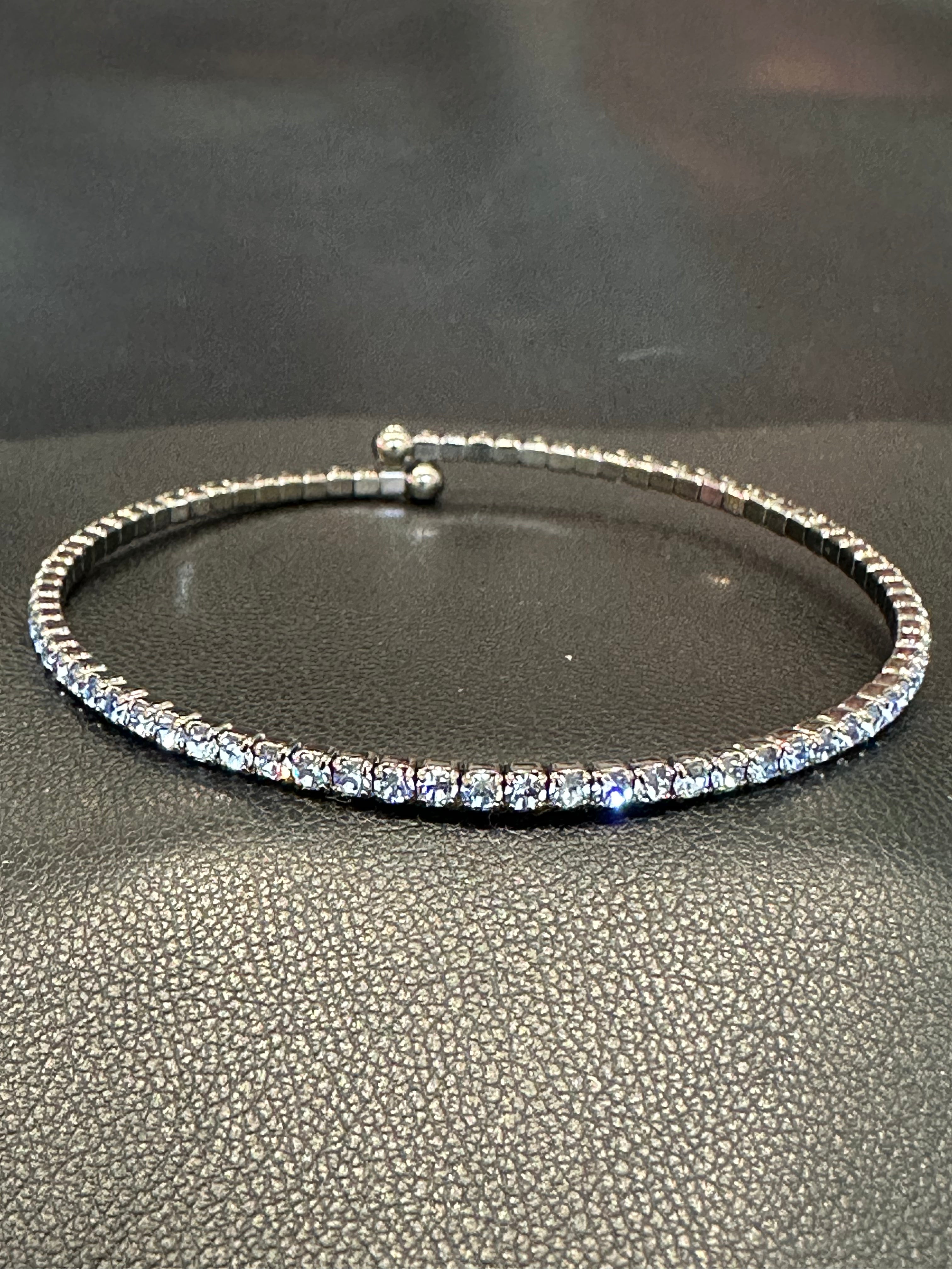 Martina bracelet M7