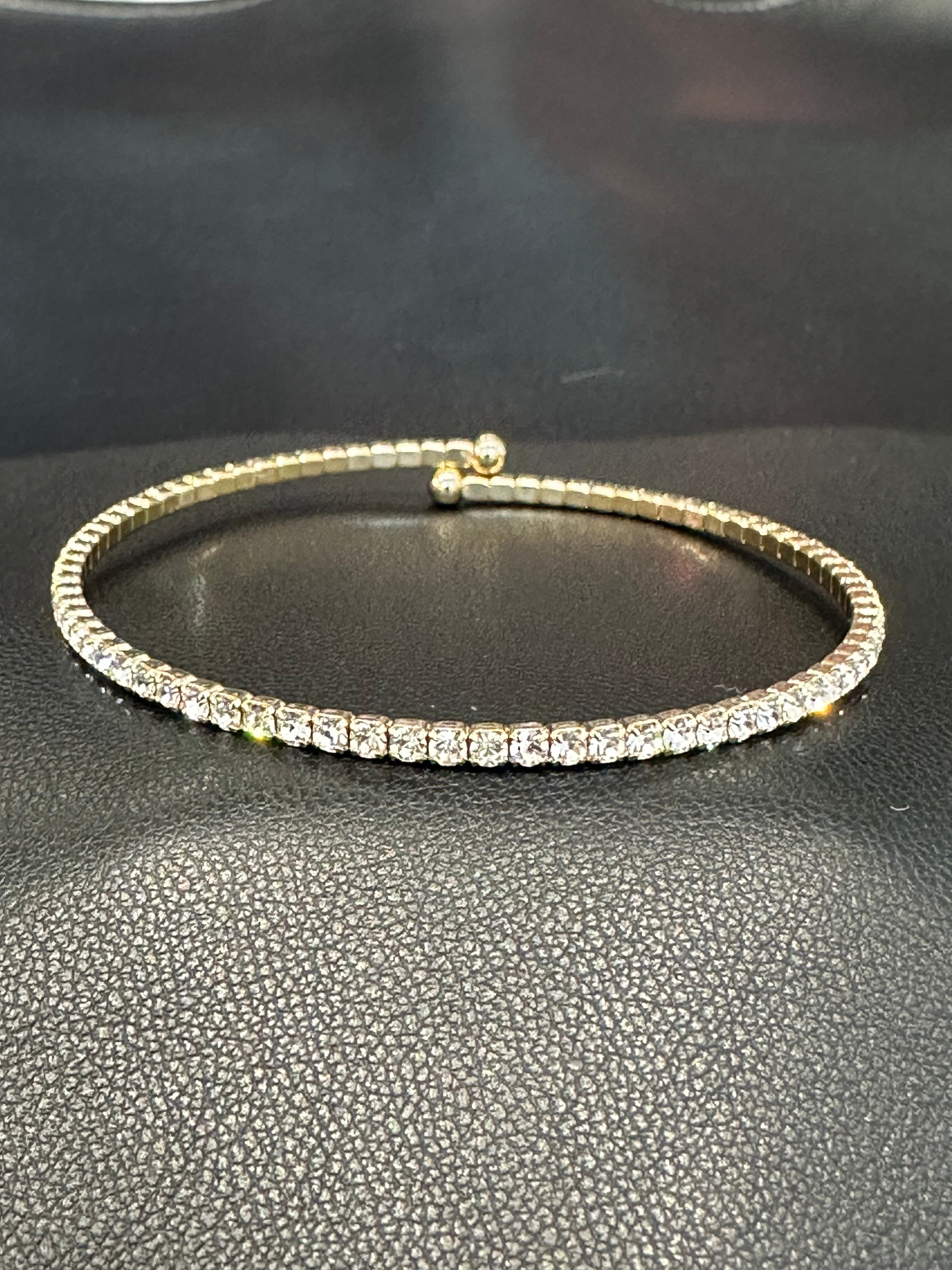 Martina bracelet M7